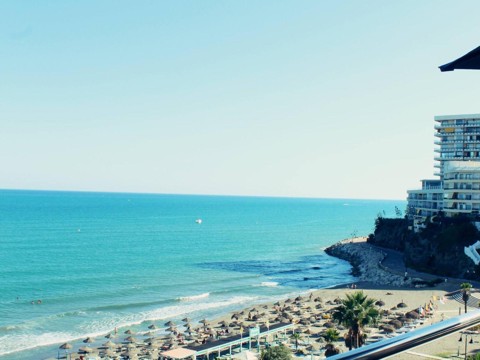 Esplendido Apartamento A Pie De Playa En Torremolinos Bagian luar foto