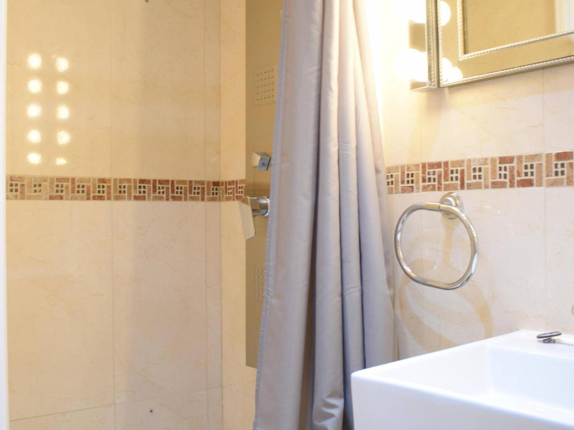 Esplendido Apartamento A Pie De Playa En Torremolinos Bagian luar foto