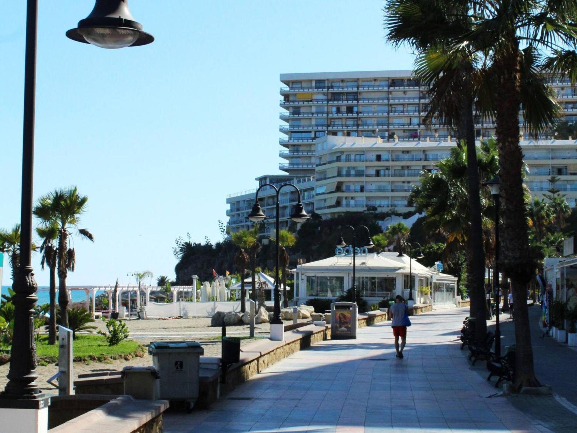 Esplendido Apartamento A Pie De Playa En Torremolinos Bagian luar foto